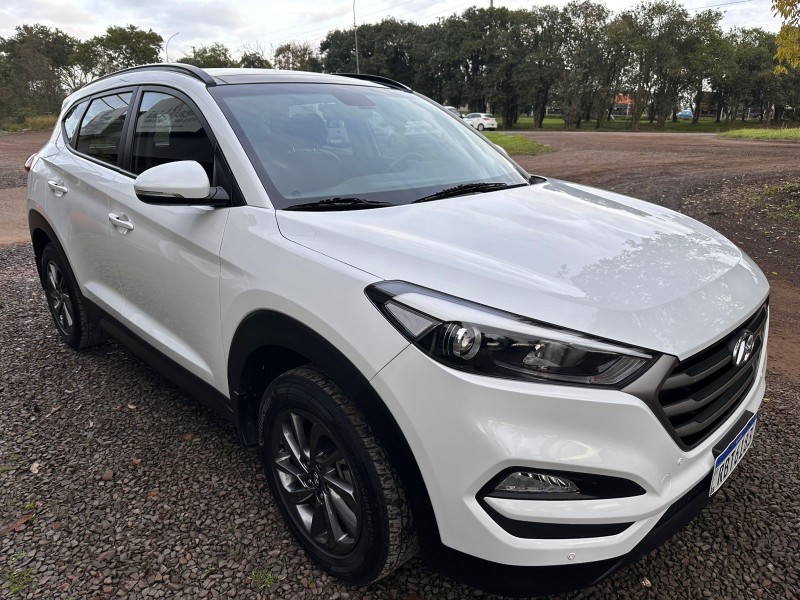 HYUNDAI NEW TUCSON 1.6 TURBO /2021 MENEGHINI VEÍCULOS ARROIO DO MEIO / Carros no Vale
