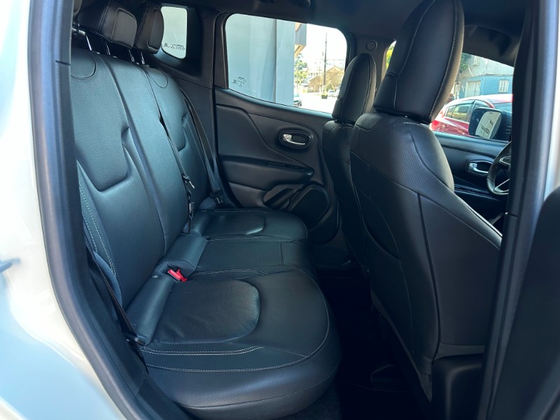 JEEP RENEGADE S T270 1.3 TB 4X4 2022/2024 SÉTIMA VEÍCULOS GUAPORÉ / Carros no Vale
