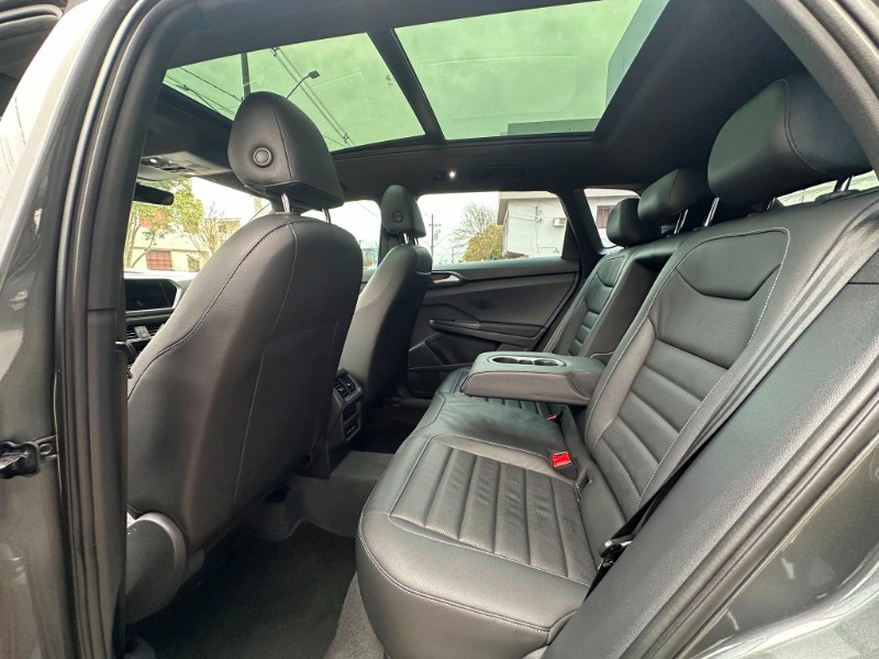 VOLKSWAGEN TAOS HIGHLINE 1.4 250 TSI 2023/2023 SÉTIMA VEÍCULOS GUAPORÉ / Carros no Vale