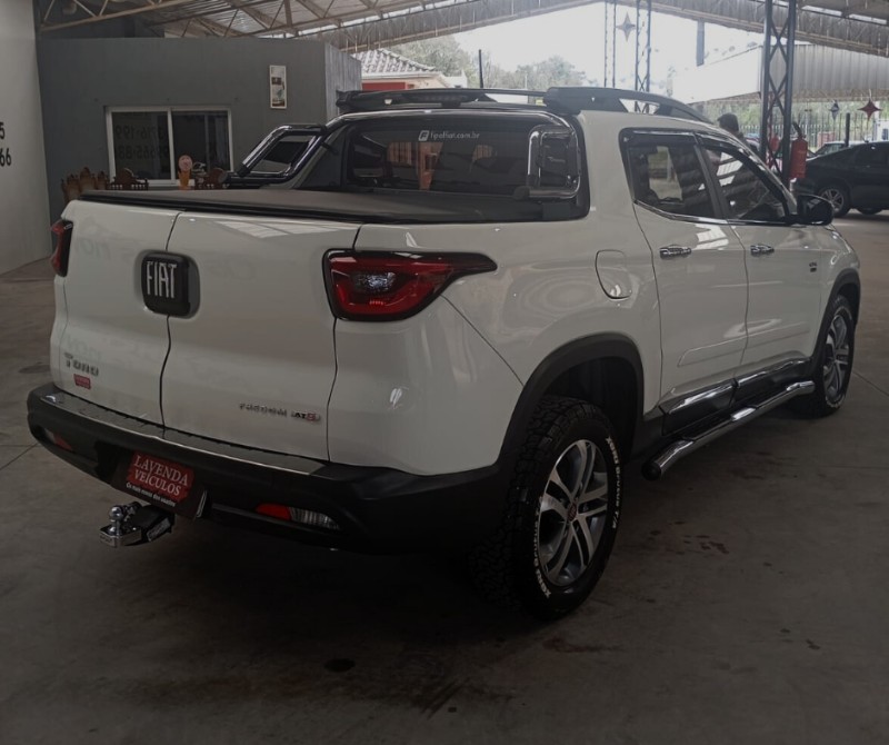 FIAT TORO 2.0 16V FREEDOM 2018/2019 LAVENDA VEÍCULOS ARROIO DO MEIO / Carros no Vale