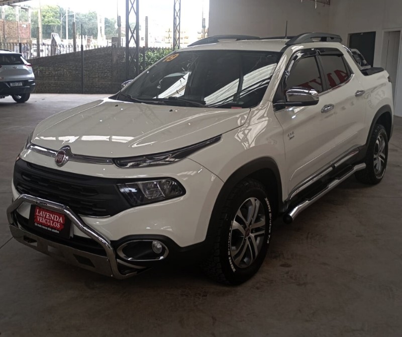 FIAT TORO 2.0 16V FREEDOM 2018/2019 LAVENDA VEÍCULOS ARROIO DO MEIO / Carros no Vale