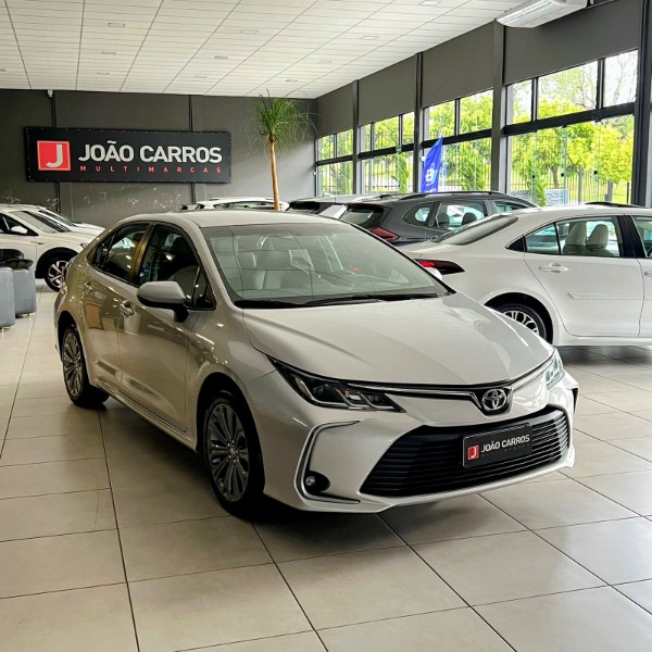 TOYOTA COROLLA 2.0 XEI 16V 2020/2020 JOÃO CARROS MULTIMARCAS GUAPORÉ / Carros no Vale TOYOTA COROLLA 2.0 XEI 16V 2020/2020 JOÃO CARROS MULTIMARCAS GUAPORÉ / Carros no Vale