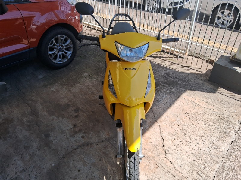 HONDA MOTOS BIZ 125 ES 2008/2008 SCHAEFER AUTOMÓVEIS TEUTÔNIA / Carros no Vale
