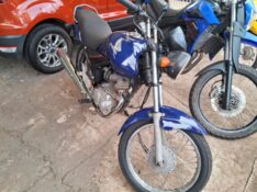HONDA MOTOS CG 125 FAN KS 2009/2009 SCHAEFER AUTOMÓVEIS TEUTÔNIA / Carros no Vale