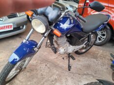HONDA MOTOS CG 125 FAN KS 2009/2009 SCHAEFER AUTOMÓVEIS TEUTÔNIA / Carros no Vale