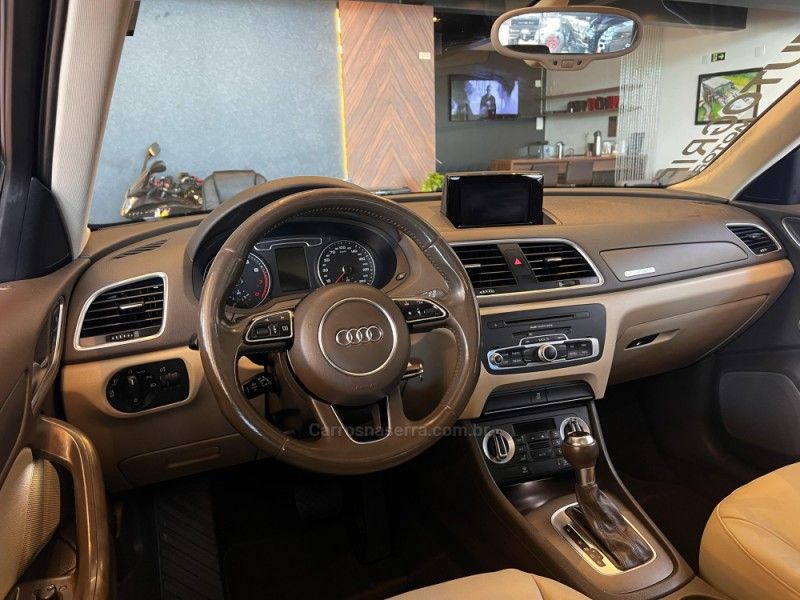AUDI Q3 2.0 TFSI QUATTRO S TRONIC 2015/2015 AUTOGRIF MOTORS CAMPO BOM / Carros no Vale
