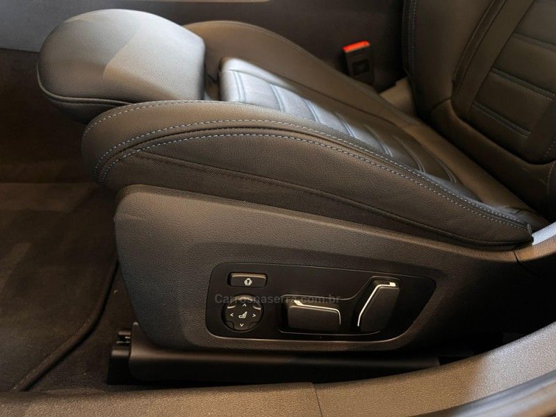 BMW 320I 2.0 M SPORT 16V TURBO ACTIVEFLEX 2024/2025 AUTOGRIF MOTORS CAMPO BOM / Carros no Vale