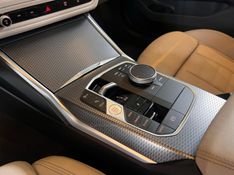 BMW 320I 2.0 M SPORT 16V TURBO ACTIVEFLEX 2022/2023 AUTOGRIF MOTORS CAMPO BOM / Carros no Vale