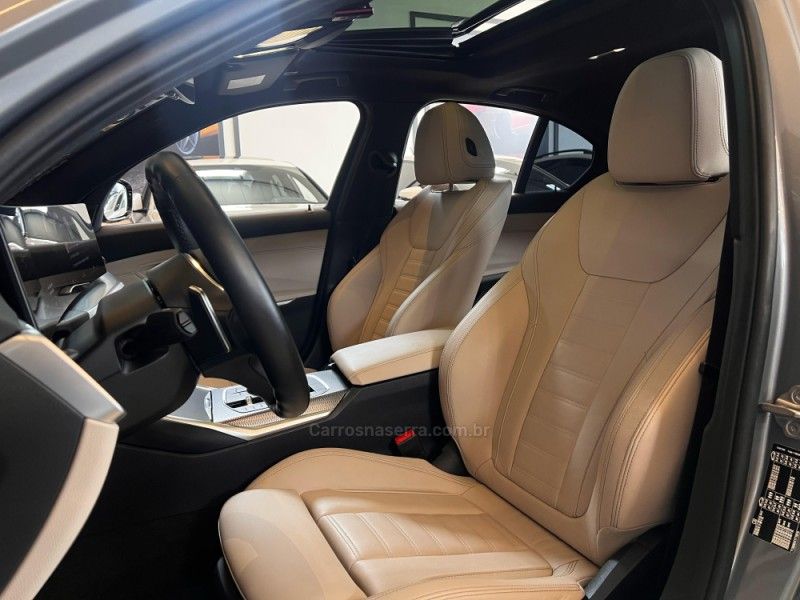 BMW 320I 2.0 M SPORT 16V TURBO ACTIVEFLEX 2022/2023 AUTOGRIF MOTORS CAMPO BOM / Carros no Vale