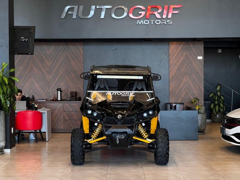 CAN-AM MAVERICK XRS 1000 2016/2016 AUTOGRIF MOTORS CAMPO BOM / Carros no Vale