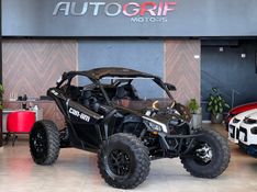 CAN-AM MAVERICK XRS X3 XRS TURBO RR SMART SHOX 2018/2018 AUTOGRIF MOTORS CAMPO BOM / Carros no Vale