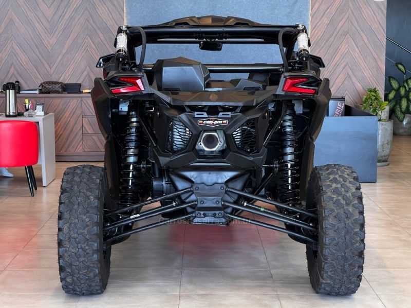 CAN-AM MAVERICK XRS X3 XRS TURBO RR SMART SHOX 2018/2018 AUTOGRIF MOTORS CAMPO BOM / Carros no Vale