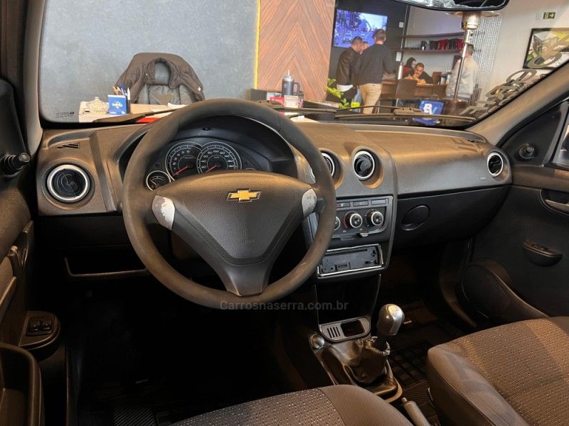 CHEVROLET CELTA 1.0 MPFI LT 8V 2013/2014 AUTOGRIF MOTORS CAMPO BOM / Carros no Vale