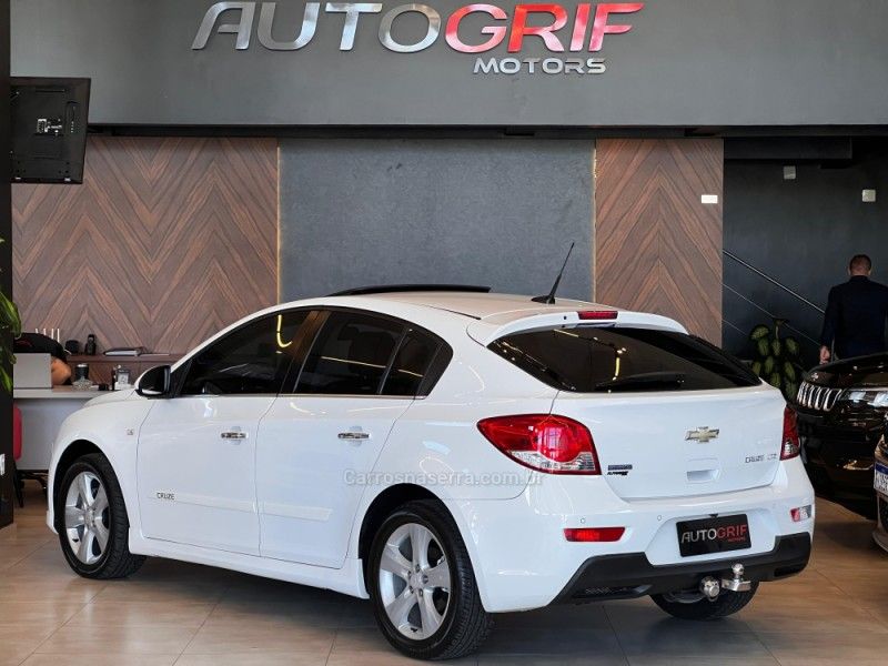 CHEVROLET CRUZE 1.8 LTZ SPORT6 16V 2014/2014 AUTOGRIF MOTORS CAMPO BOM / Carros no Vale