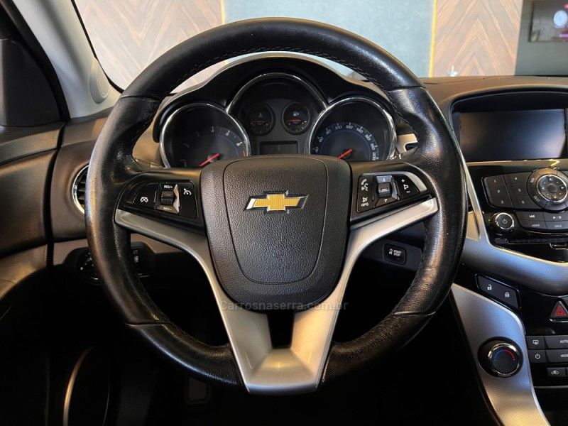 CHEVROLET CRUZE 1.8 LTZ SPORT6 16V 2014/2014 AUTOGRIF MOTORS CAMPO BOM / Carros no Vale