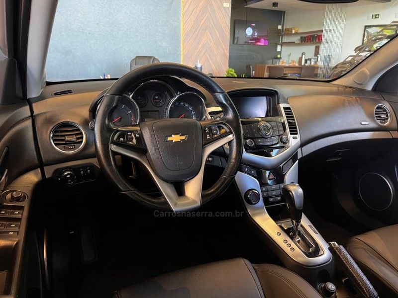 CHEVROLET CRUZE 1.8 LTZ SPORT6 16V 2014/2014 AUTOGRIF MOTORS CAMPO BOM / Carros no Vale
