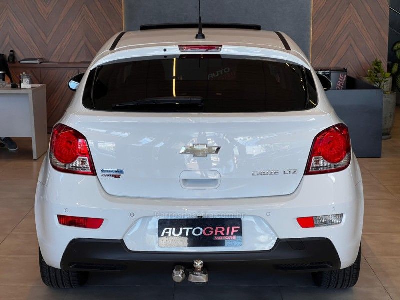 CHEVROLET CRUZE 1.8 LTZ SPORT6 16V 2014/2014 AUTOGRIF MOTORS CAMPO BOM / Carros no Vale