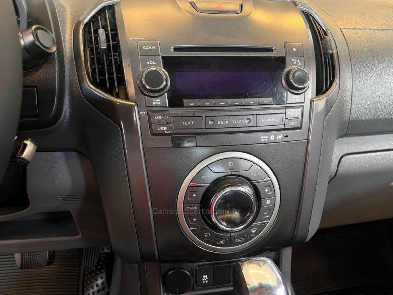 CHEVROLET S10 2.8 LTZ 4X4 CD TURBO 2013/2013 AUTOGRIF MOTORS CAMPO BOM / Carros no Vale