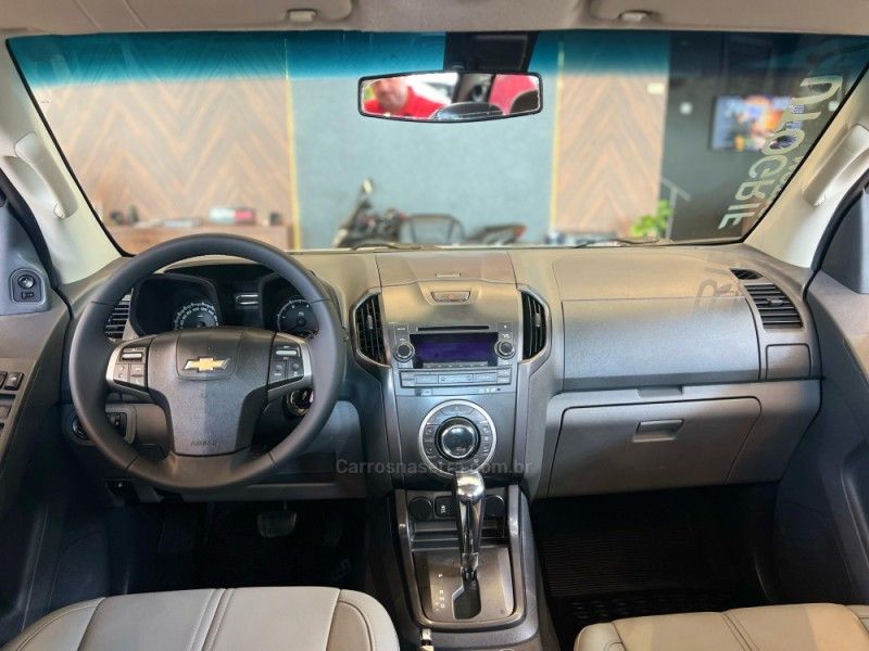 CHEVROLET S10 2.8 LTZ 4X4 CD TURBO 2013/2013 AUTOGRIF MOTORS CAMPO BOM / Carros no Vale