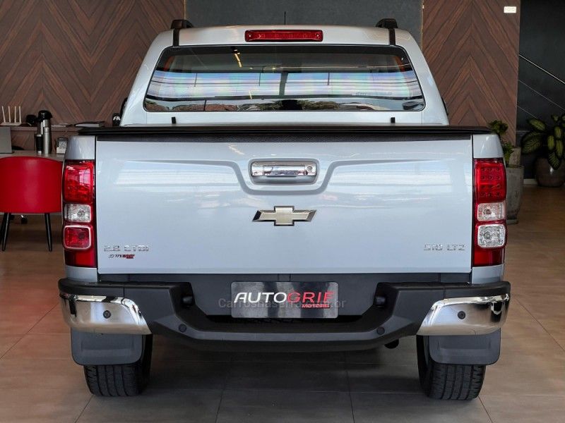 CHEVROLET S10 2.8 LTZ 4X4 CD TURBO 2013/2013 AUTOGRIF MOTORS CAMPO BOM / Carros no Vale