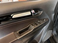 CHEVROLET TRAILBLAZER 2.8 LTZ 4X4 16V TURBO 2017/2018 AUTOGRIF MOTORS CAMPO BOM / Carros no Vale