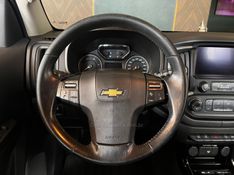 CHEVROLET TRAILBLAZER 2.8 LTZ 4X4 16V TURBO 2017/2018 AUTOGRIF MOTORS CAMPO BOM / Carros no Vale