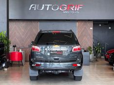 CHEVROLET TRAILBLAZER 2.8 LTZ 4X4 16V TURBO 2017/2018 AUTOGRIF MOTORS CAMPO BOM / Carros no Vale