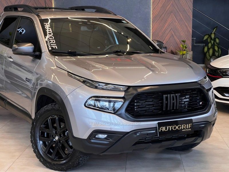 FIAT TORO 2.0 16V ULTRA 4X4 AT9 2022/2022 AUTOGRIF MOTORS CAMPO BOM / Carros no Vale