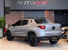 FIAT TORO 2.0 16V ULTRA 4X4 AT9 2022/2022 AUTOGRIF MOTORS CAMPO BOM / Carros no Vale