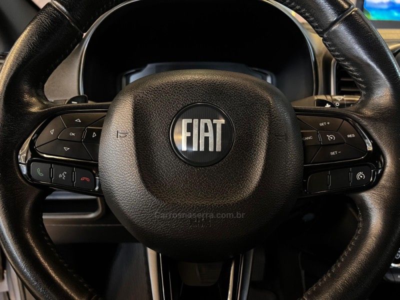 FIAT TORO 2.0 16V ULTRA 4X4 AT9 2022/2022 AUTOGRIF MOTORS CAMPO BOM / Carros no Vale