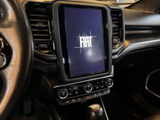 FIAT TORO 2.0 16V ULTRA 4X4 AT9 2022/2022 AUTOGRIF MOTORS CAMPO BOM / Carros no Vale