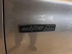 FIAT TORO 2.0 16V ULTRA 4X4 AT9 2022/2022 AUTOGRIF MOTORS CAMPO BOM / Carros no Vale