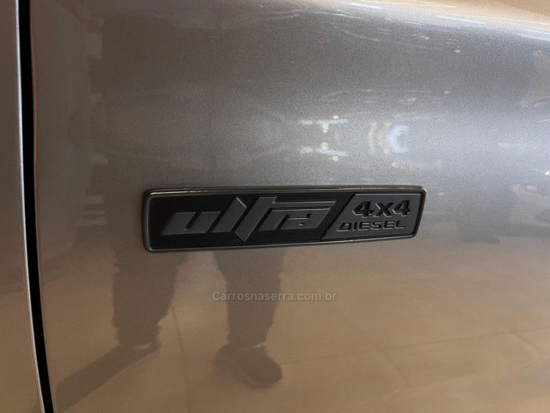 FIAT TORO 2.0 16V ULTRA 4X4 AT9 2022/2022 AUTOGRIF MOTORS CAMPO BOM / Carros no Vale