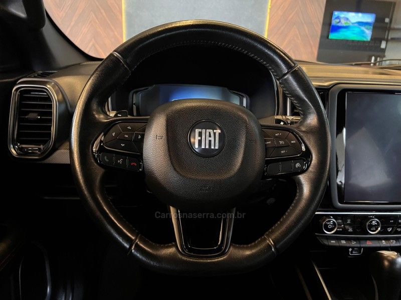 FIAT TORO 2.0 16V ULTRA 4X4 AT9 2022/2022 AUTOGRIF MOTORS CAMPO BOM / Carros no Vale