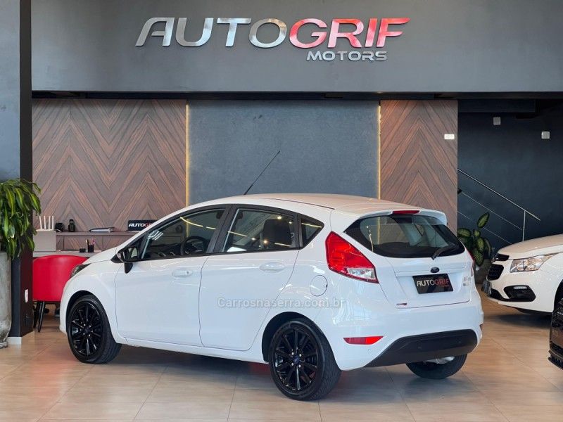 FORD FIESTA 1.0 SEL ECOBOOST GTDI 12V 2018/2018 AUTOGRIF MOTORS CAMPO BOM / Carros no Vale