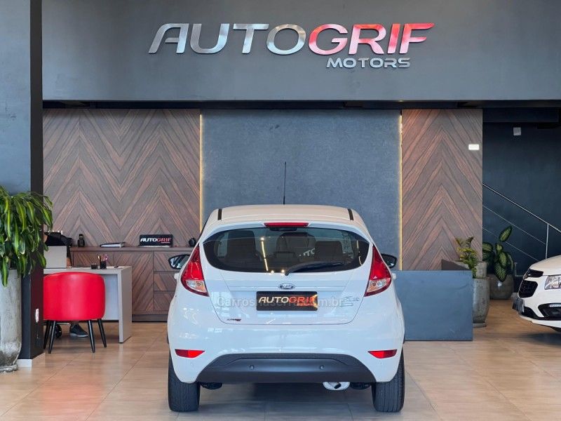 FORD FIESTA 1.0 SEL ECOBOOST GTDI 12V 2018/2018 AUTOGRIF MOTORS CAMPO BOM / Carros no Vale