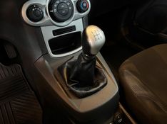 FORD FIESTA 1.6 SE STYLE HATCH 16V 2018/2018 AUTOGRIF MOTORS CAMPO BOM / Carros no Vale
