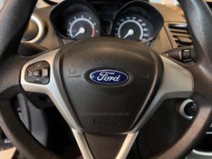 FORD FIESTA 1.6 SE STYLE HATCH 16V 2018/2018 AUTOGRIF MOTORS CAMPO BOM / Carros no Vale