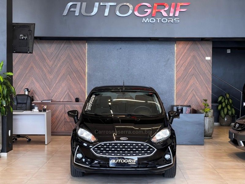 FORD FIESTA 1.6 SE STYLE HATCH 16V 2018/2018 AUTOGRIF MOTORS CAMPO BOM / Carros no Vale