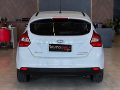 FORD FOCUS 2.0 TITANIUM HATCH 16V 2015/2015 AUTOGRIF MOTORS CAMPO BOM / Carros no Vale