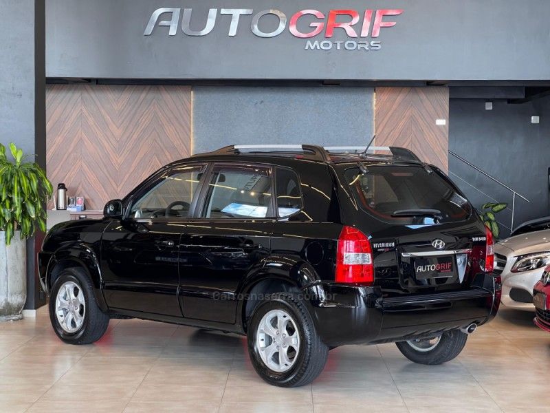 HYUNDAI TUCSON 2.0 MPFI GLS 16V 143CV 2WD 2012/2013 AUTOGRIF MOTORS CAMPO BOM / Carros no Vale