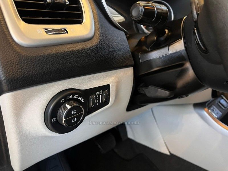 JEEP COMPASS 2.0 16V LONGITUDE 2018/2019 AUTOGRIF MOTORS CAMPO BOM / Carros no Vale