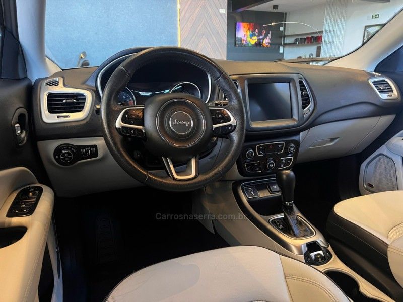 JEEP COMPASS 2.0 16V LONGITUDE 2018/2019 AUTOGRIF MOTORS CAMPO BOM / Carros no Vale