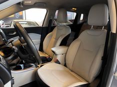 JEEP COMPASS 2.0 16V LONGITUDE 2018/2019 AUTOGRIF MOTORS CAMPO BOM / Carros no Vale
