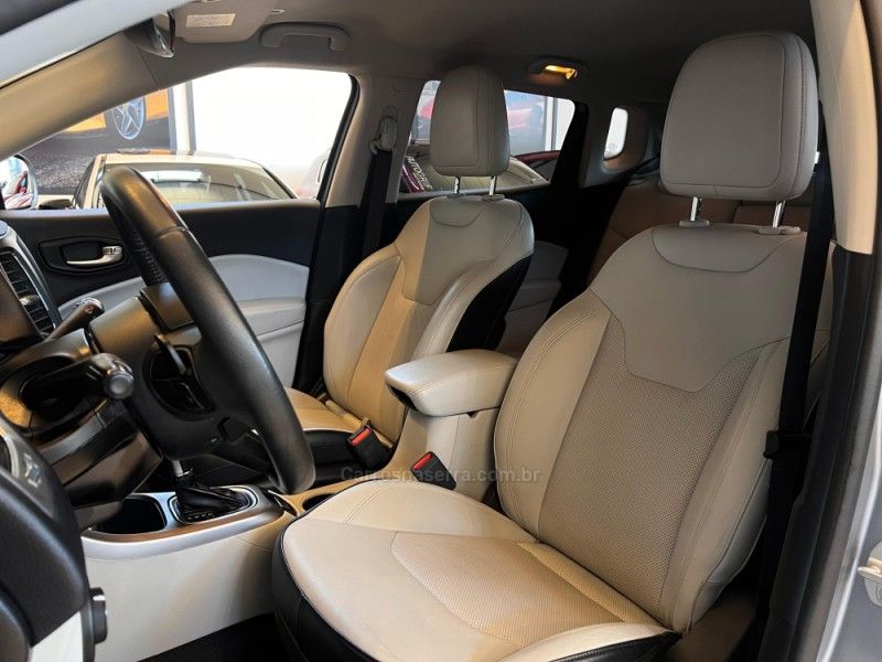 JEEP COMPASS 2.0 16V LONGITUDE 2018/2019 AUTOGRIF MOTORS CAMPO BOM / Carros no Vale