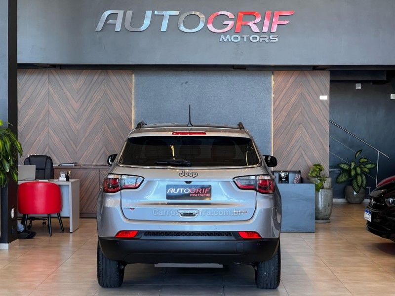 JEEP COMPASS 2.0 16V LONGITUDE 2018/2019 AUTOGRIF MOTORS CAMPO BOM / Carros no Vale