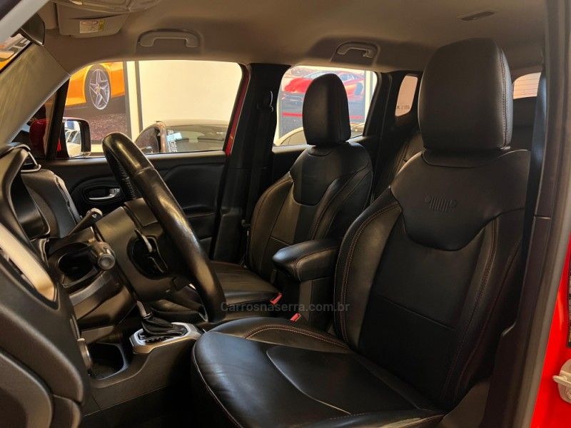 JEEP RENEGADE 1.8 16V LONGITUDE 2016/2016 AUTOGRIF MOTORS CAMPO BOM / Carros no Vale