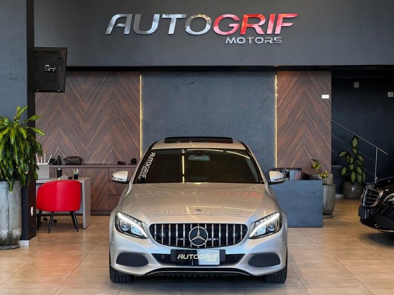 MERCEDES-BENZ C 250 2.0 CGI AVANTGARDE TURBO 16V 2017/2018 AUTOGRIF MOTORS CAMPO BOM / Carros no Vale