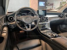 MERCEDES-BENZ C 250 2.0 CGI AVANTGARDE TURBO 16V 2017/2018 AUTOGRIF MOTORS CAMPO BOM / Carros no Vale