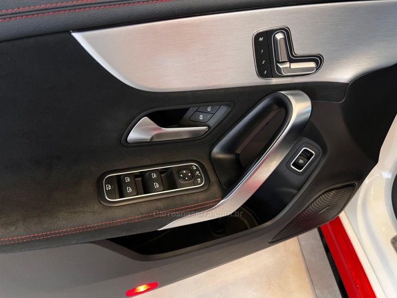 MERCEDES-BENZ CLA 35 AMG 2.0 TURBO 2020/2020 AUTOGRIF MOTORS CAMPO BOM / Carros no Vale